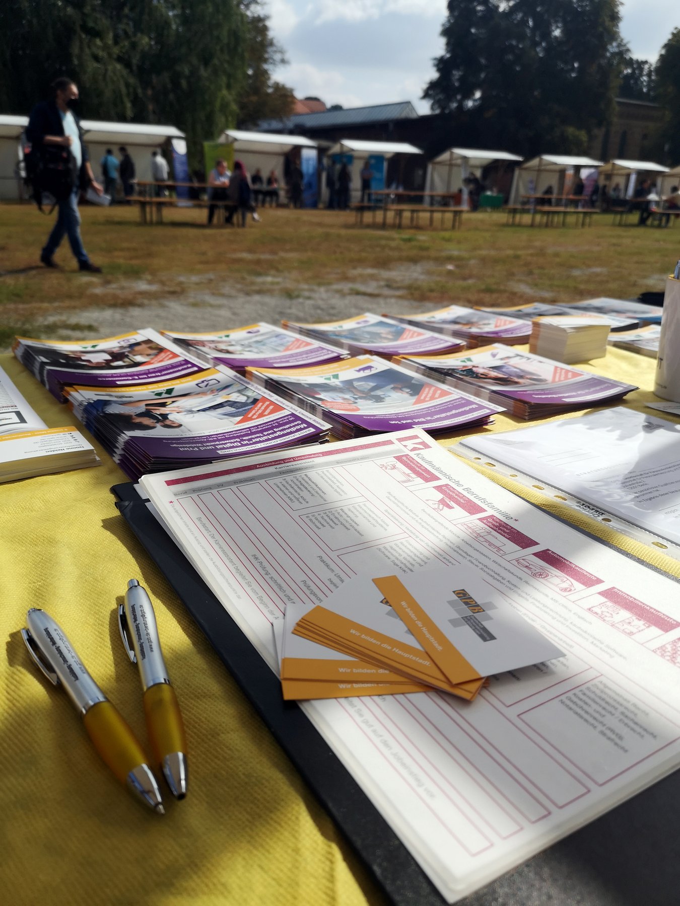 Messestand Jobcenter Ausbildung Umschulung