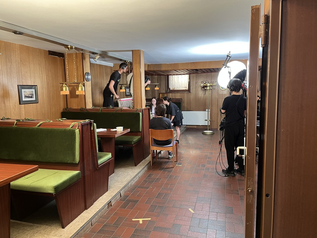 Behind the scence Bild und Ton