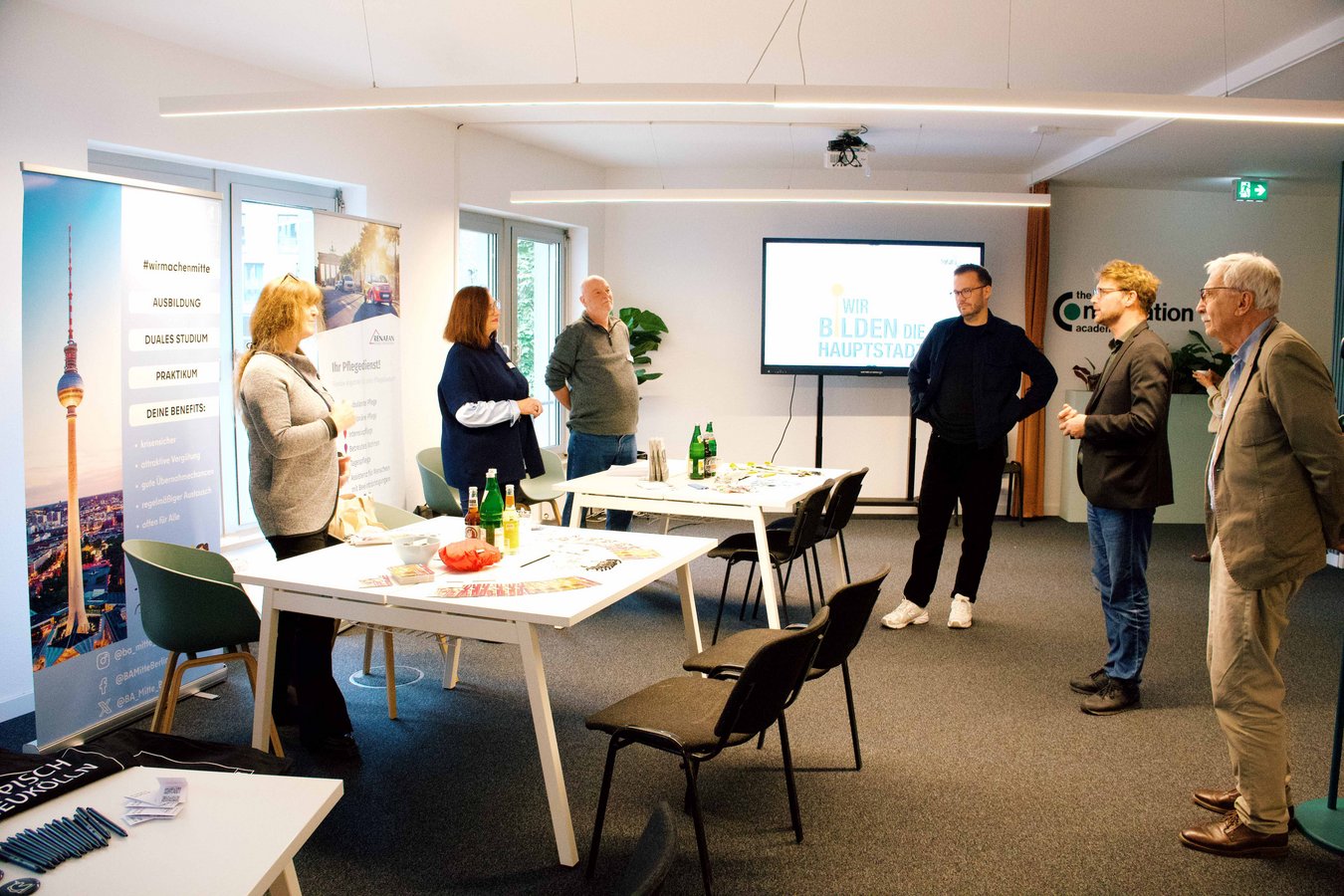 Begrüßung durch Standortleitung GPB der Besuchenden des Karrieretags GPB