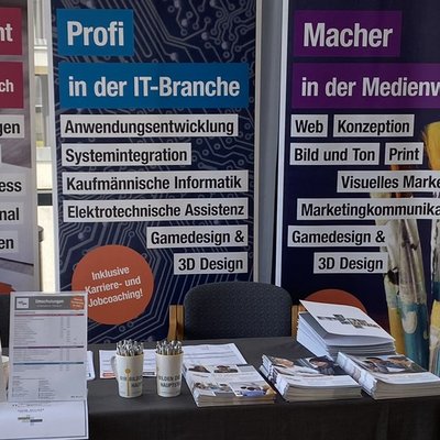 Stand der GPB auf der Bildungsmesse in Berlin